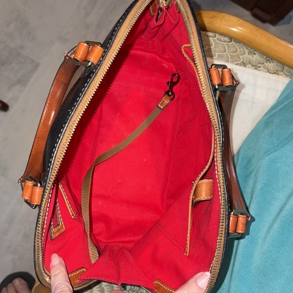 Dooney Bourke   Dome top satchel pebble, leather black/cinnamon, brown  trim EUC - Picture 13 of 17